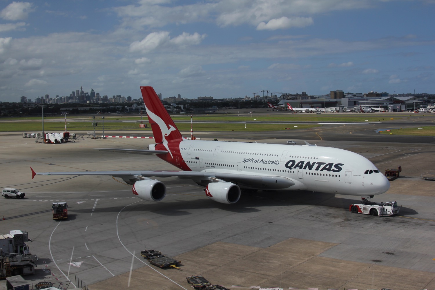 qantas sydney to vancouver review